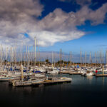 Vue panoramique de Saint-Vaast-la-Hougue et ses sites culturels